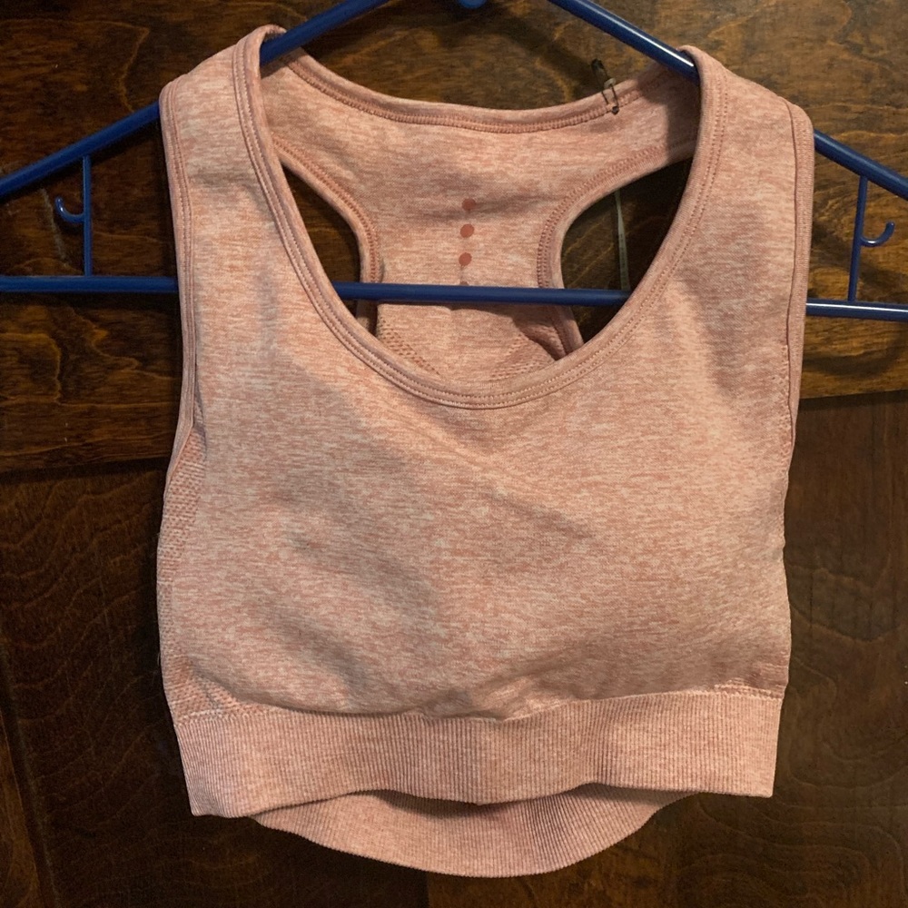 Kora fitness padded sports bra size medium